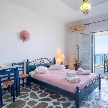 Sirines Aparthotel Vlachata Ngoại thất bức ảnh